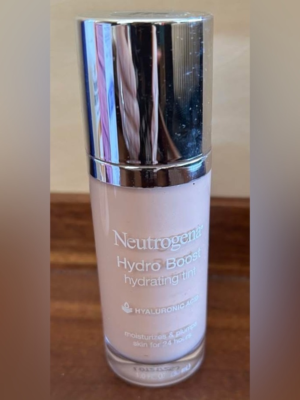 Neutrogena Hydro Boost Hydrating Tint 20 Natural Ivory